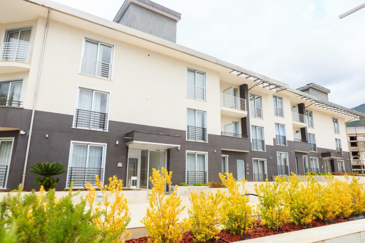 Vignadonica Resort Фишано Экстерьер фото