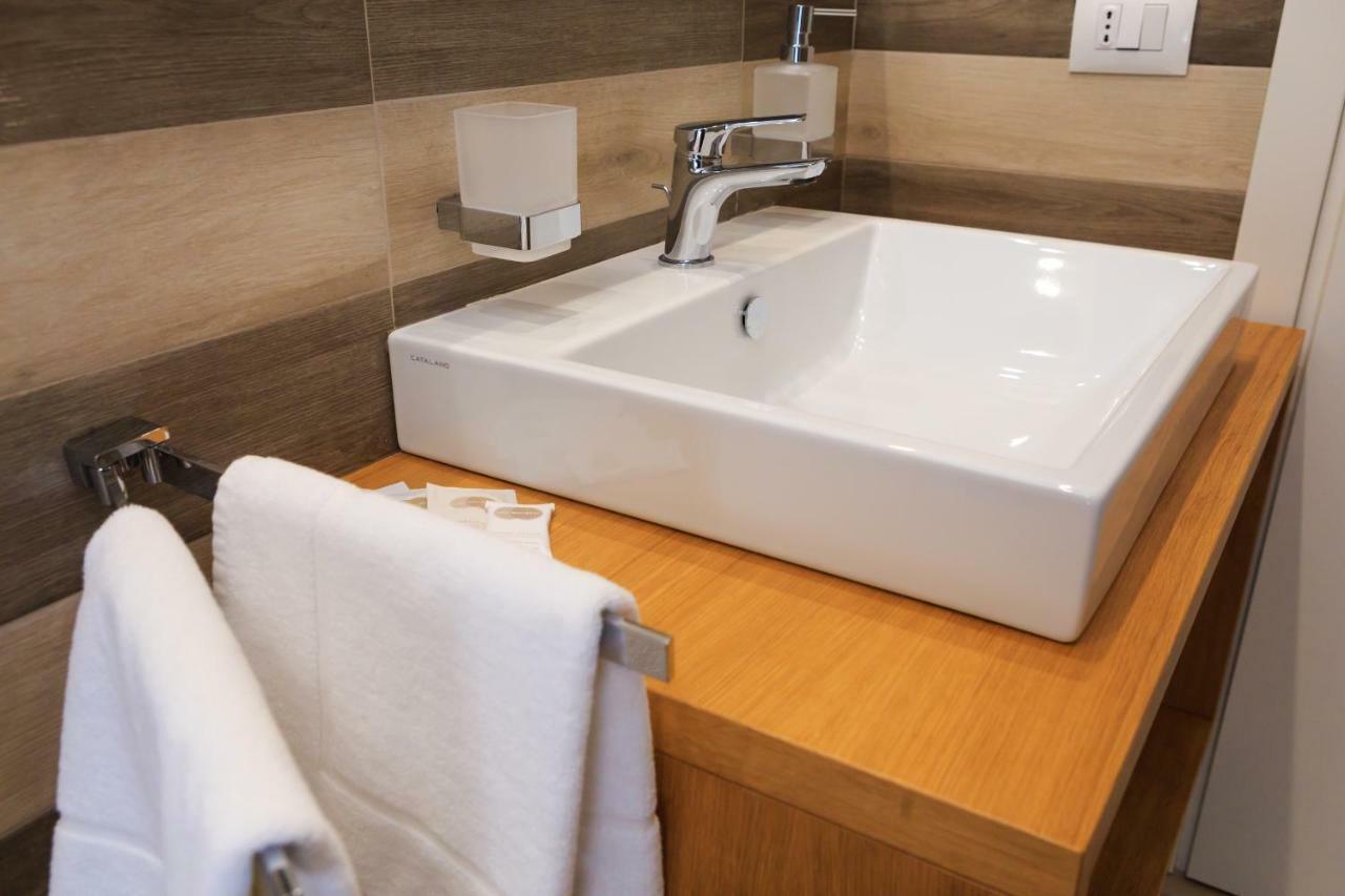 Vignadonica Resort Фишано Экстерьер фото