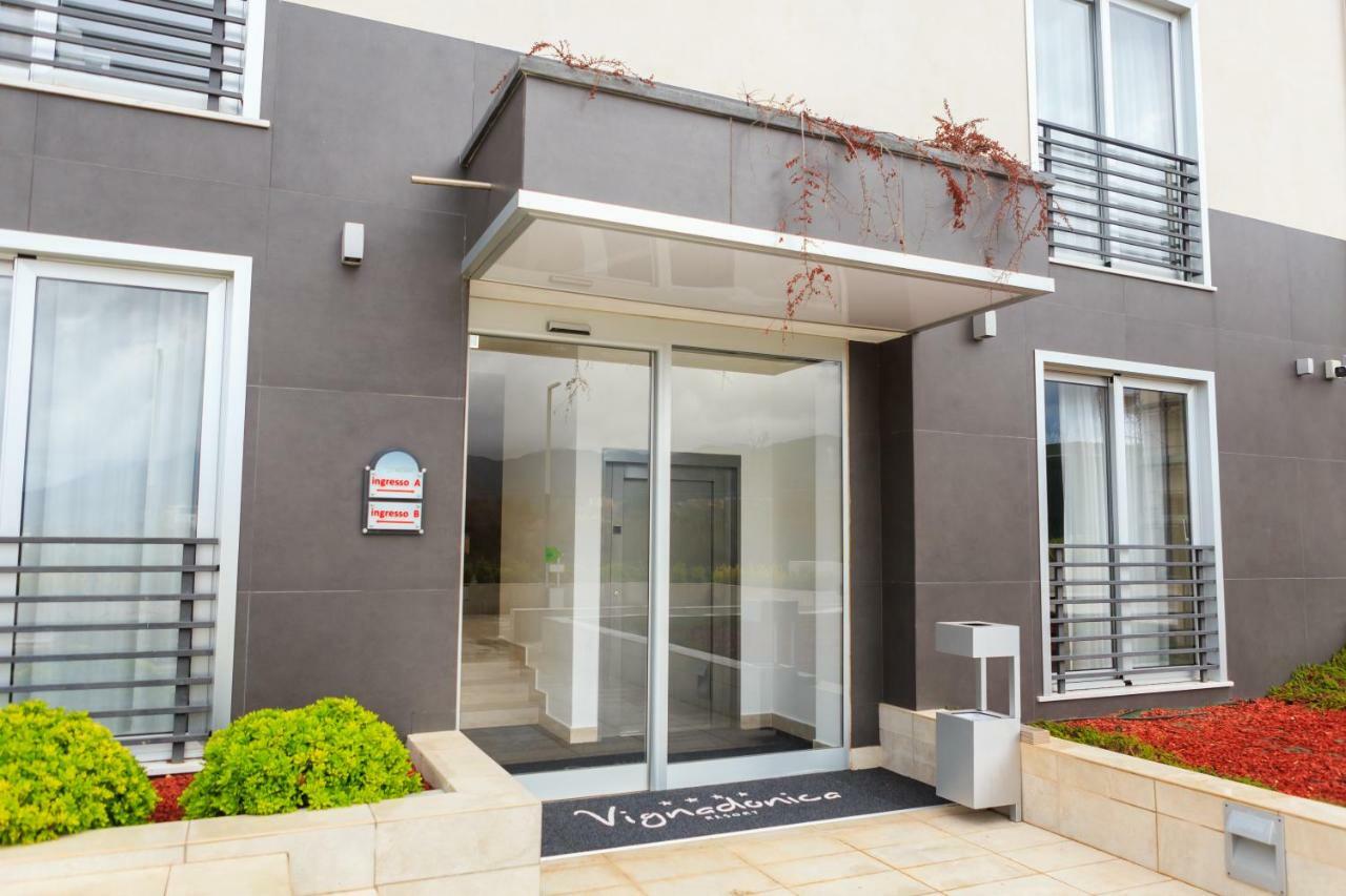 Vignadonica Resort Фишано Экстерьер фото